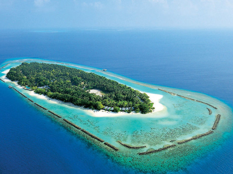 Royal Island Resort & Spa