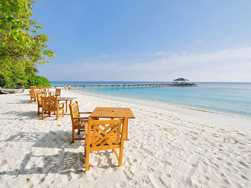 Royal Island Resort & Spa
