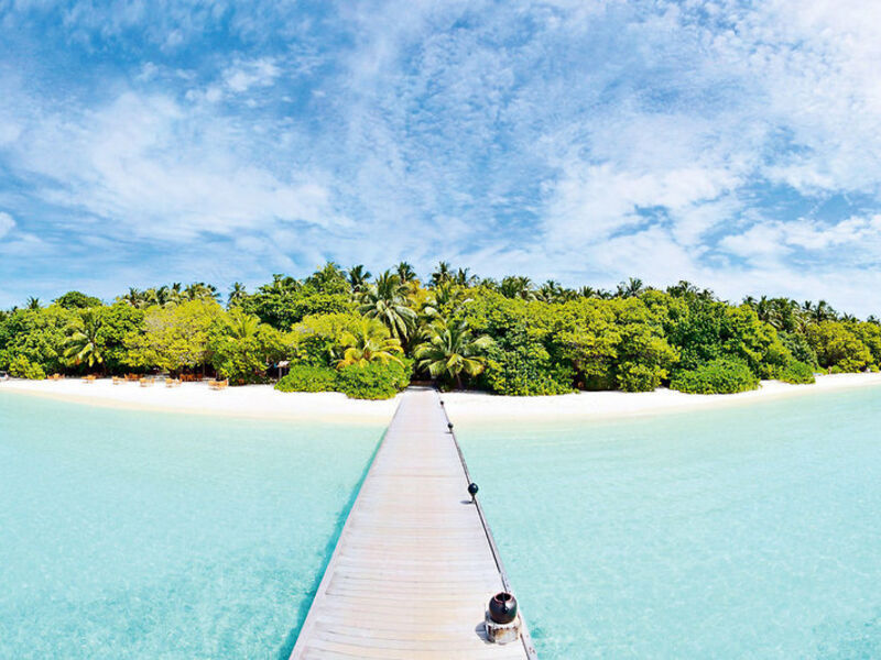 Royal Island Resort & Spa