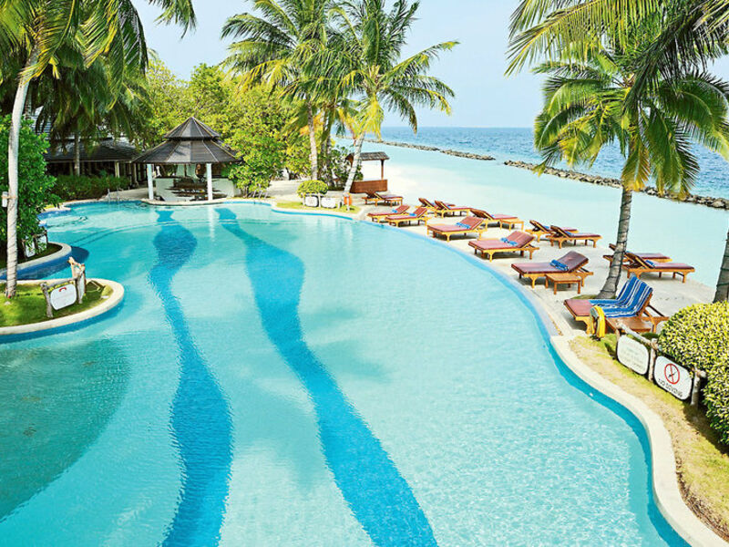 Royal Island Resort & Spa