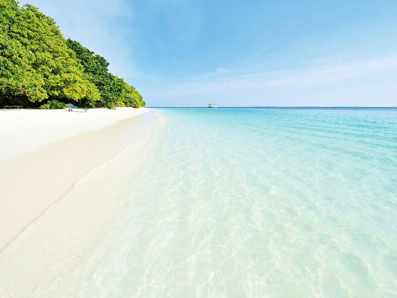 Royal Island Resort & Spa