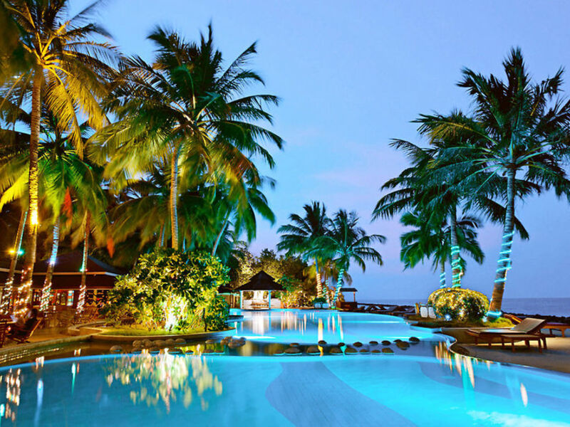 Royal Island Resort & Spa