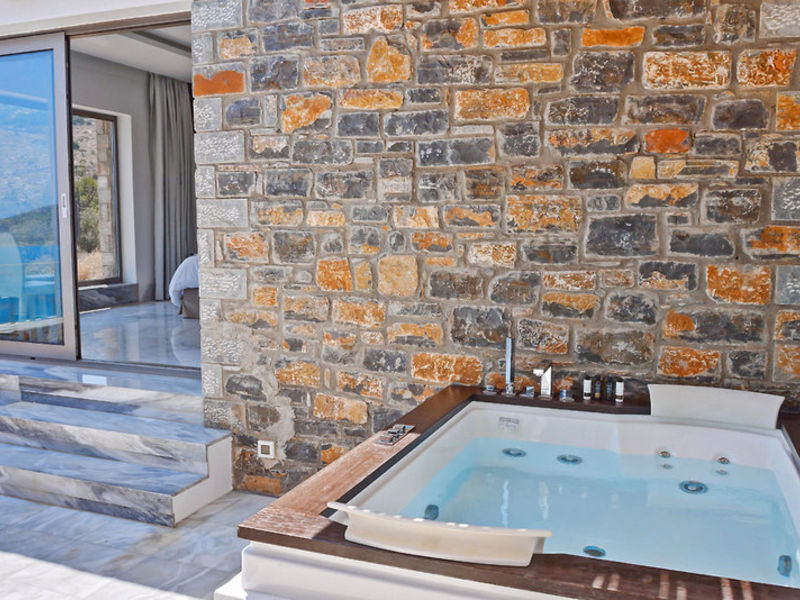 Royal Marmin Bay Boutique