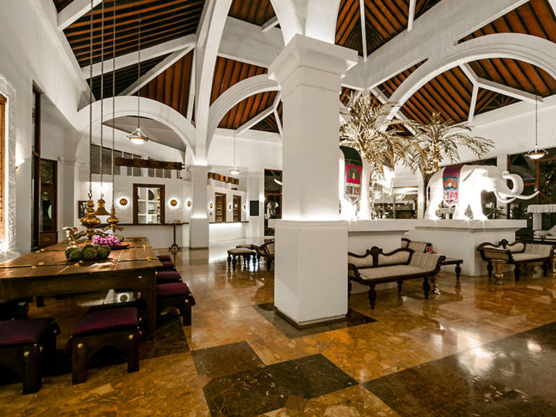 Royal Palms