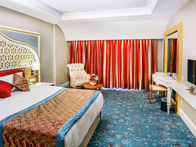 Royal Taj Mahal