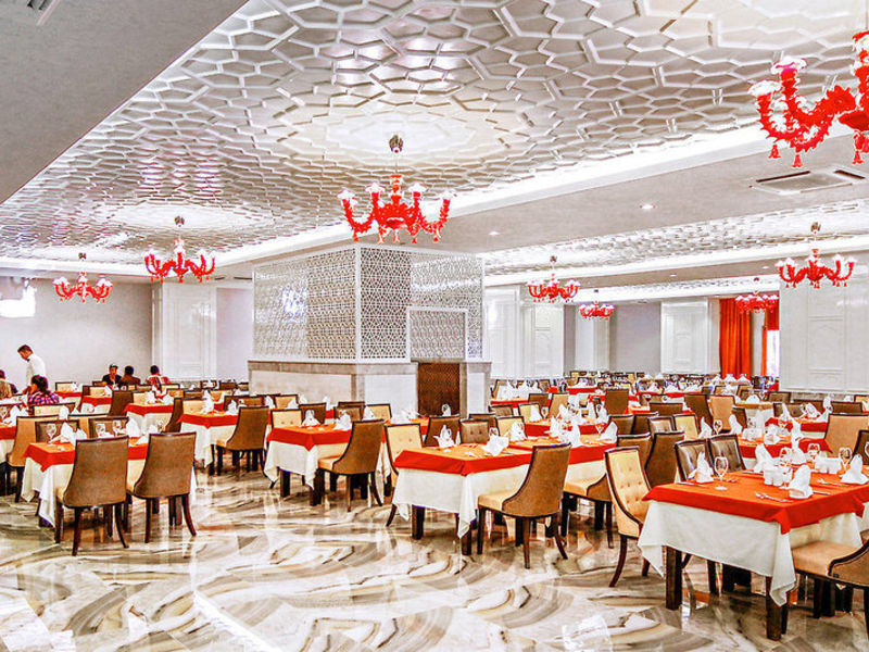Royal Taj Mahal