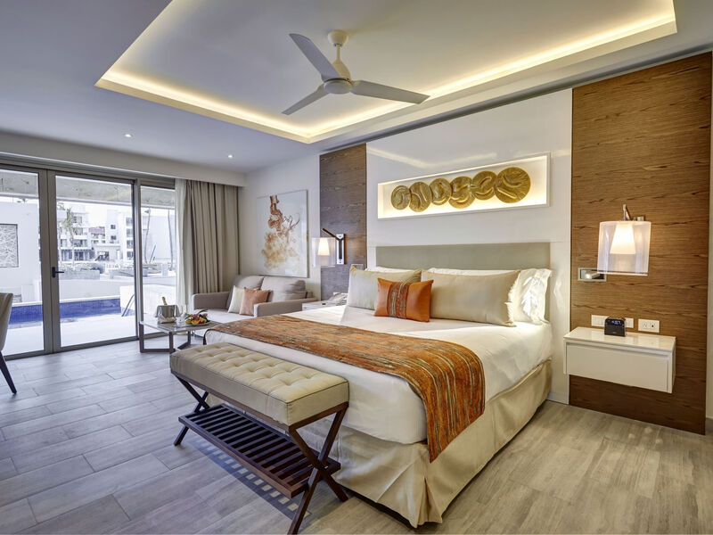 Royalton Bavaro Resort &Amp; Spa