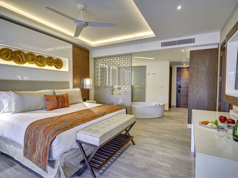 Royalton Bavaro Resort &Amp; Spa