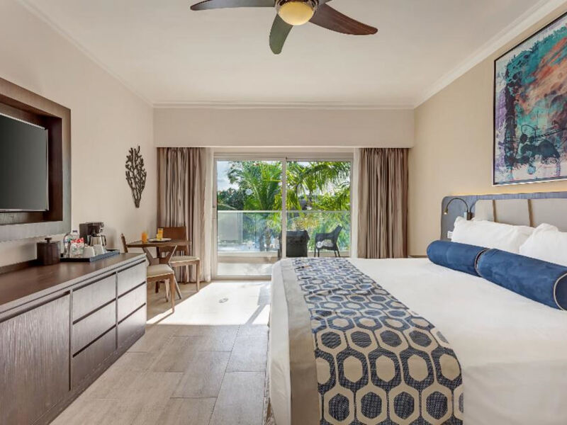 Royalton Splash Punta Cana Resort &Amp; Spa