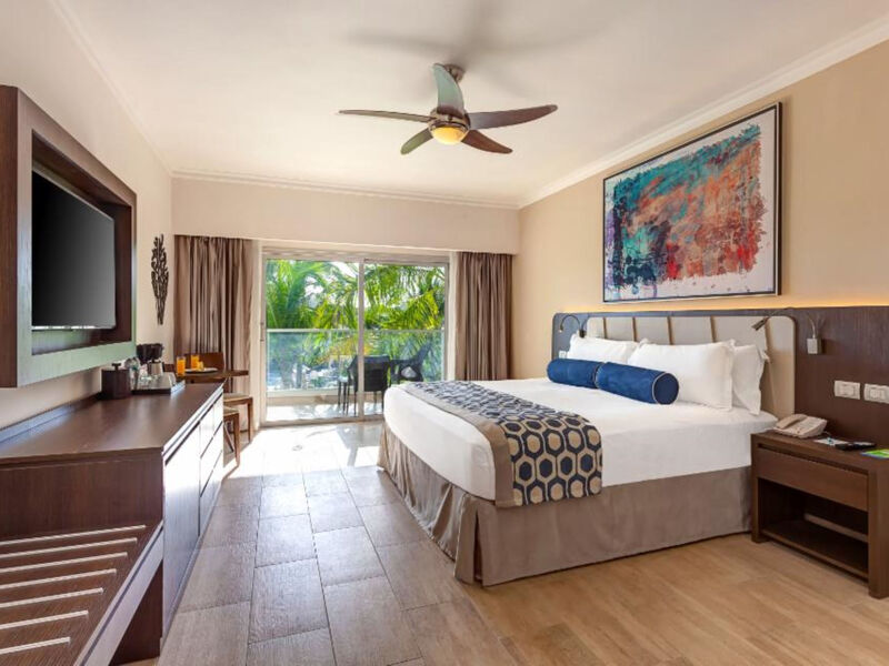 Royalton Splash Punta Cana Resort &Amp; Spa
