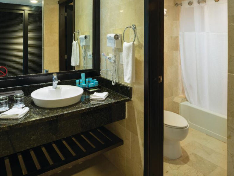 Royalton Splash Punta Cana Resort &Amp; Spa