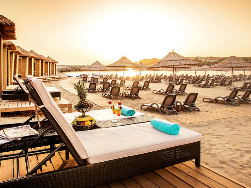 Rubi Platinum Spa Res. & Suites