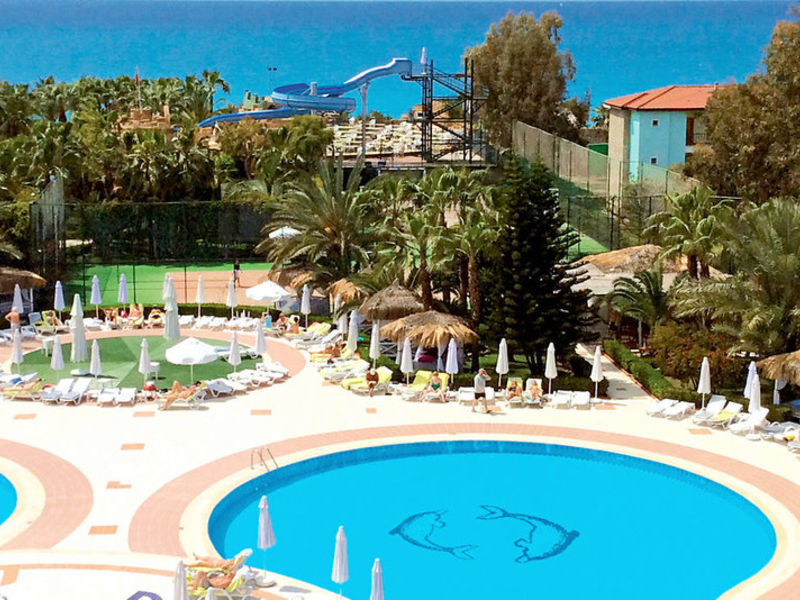 Rubi Platinum Spa Res. & Suites
