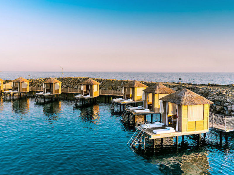 Rubi Platinum Spa Res. & Suites