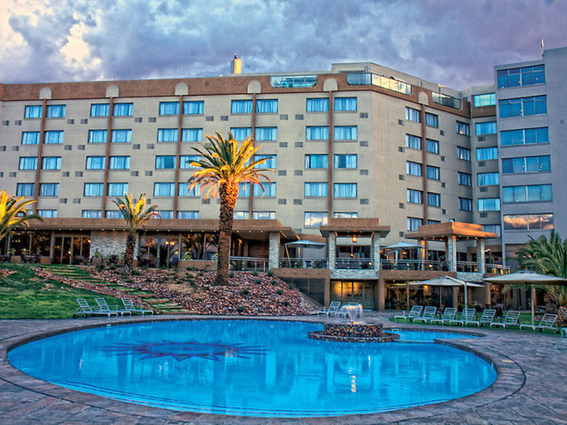 Safari Court