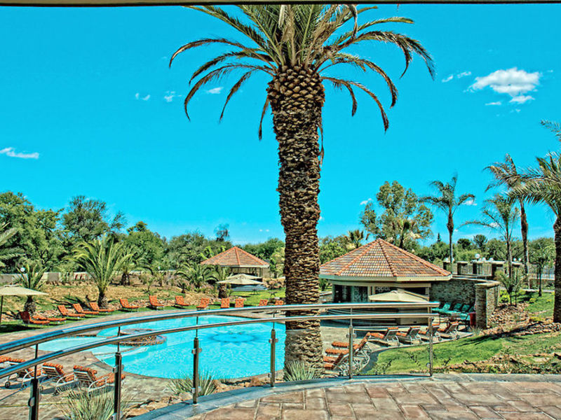 Safari Court Hotel