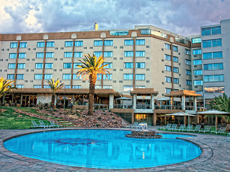 Safari Court Hotel