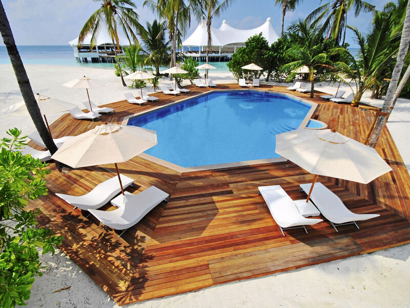 Safari Island Resort
