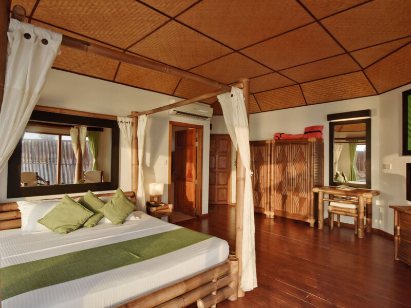 Safari Island Resort