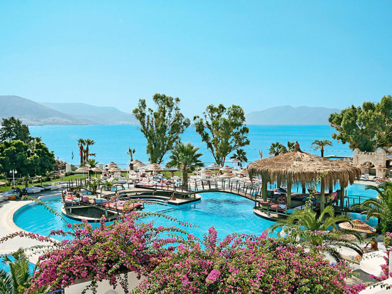 Salmakis Beach Resort & S