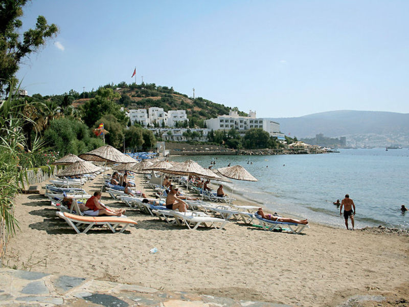 Salmakis Beach Resort & S