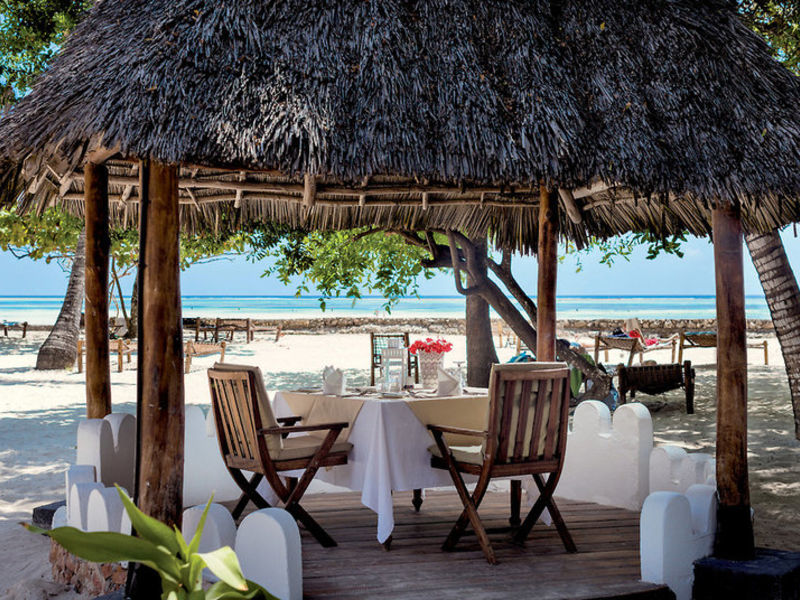 Sandies Mapenzi Beach Club