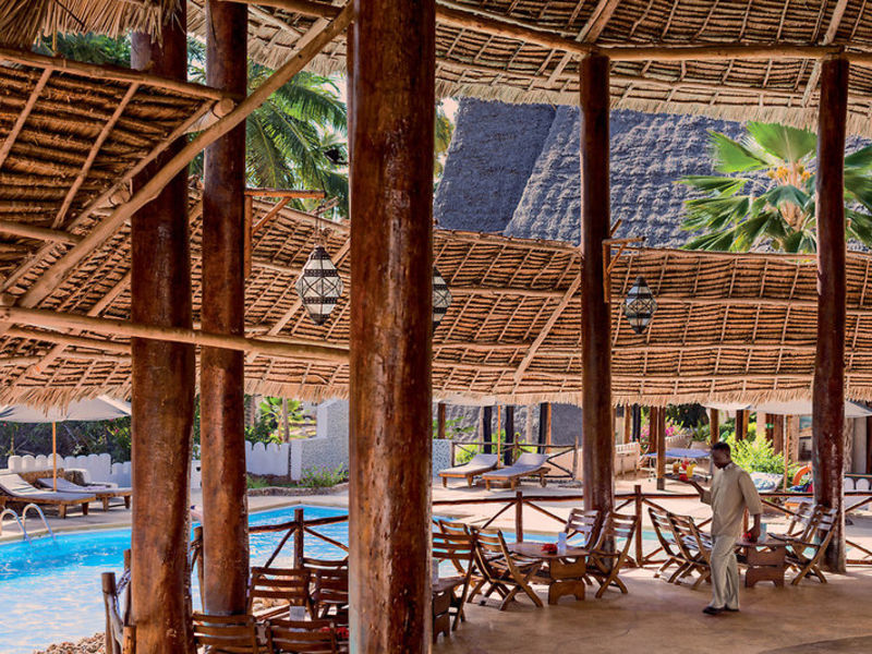 Sandies Mapenzi Beach Club