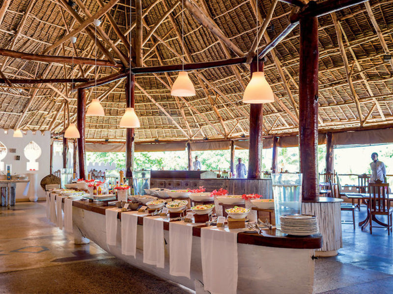 Sandies Mapenzi Beach Club