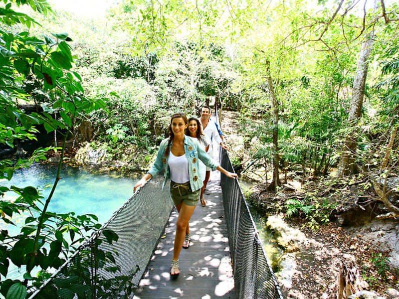 Sandos Caracol Eco Resort