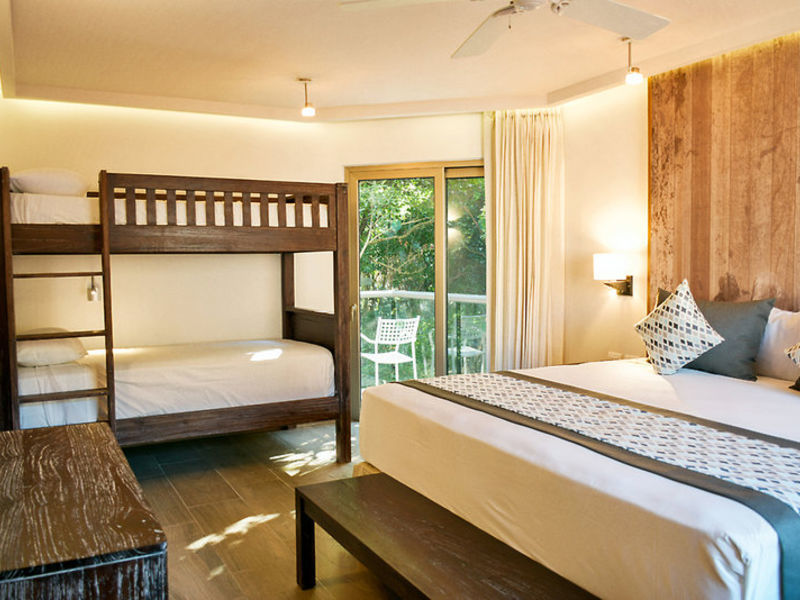 Sandos Caracol Eco Resort