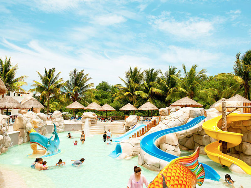 Sandos Caracol Eco Resort