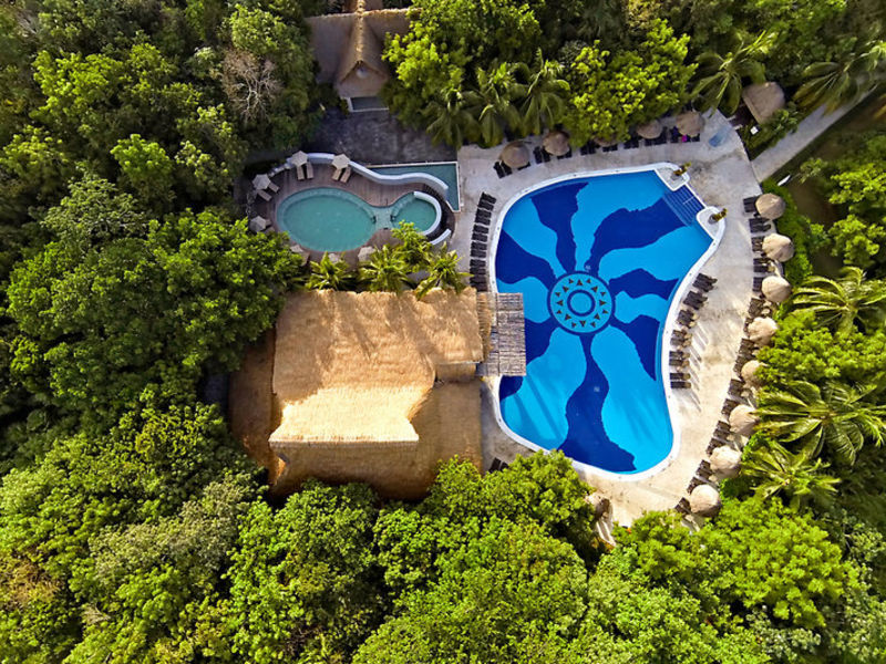 Sandos Caracol Select Club