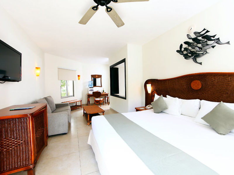 Sandos Caracol Select Club