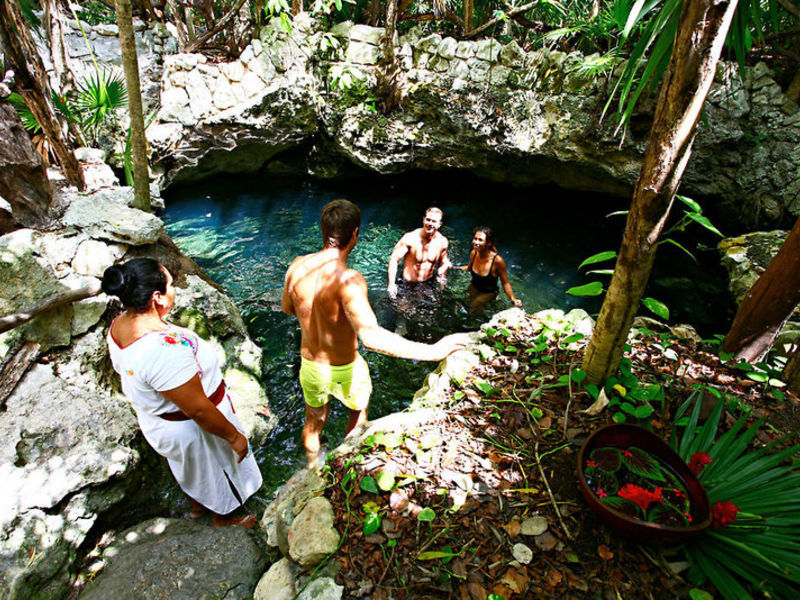 Sandos Caracol Select Club