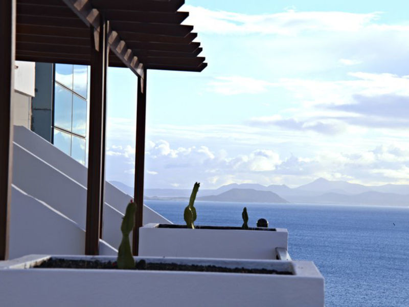Sandos Papagayo Beach Resort