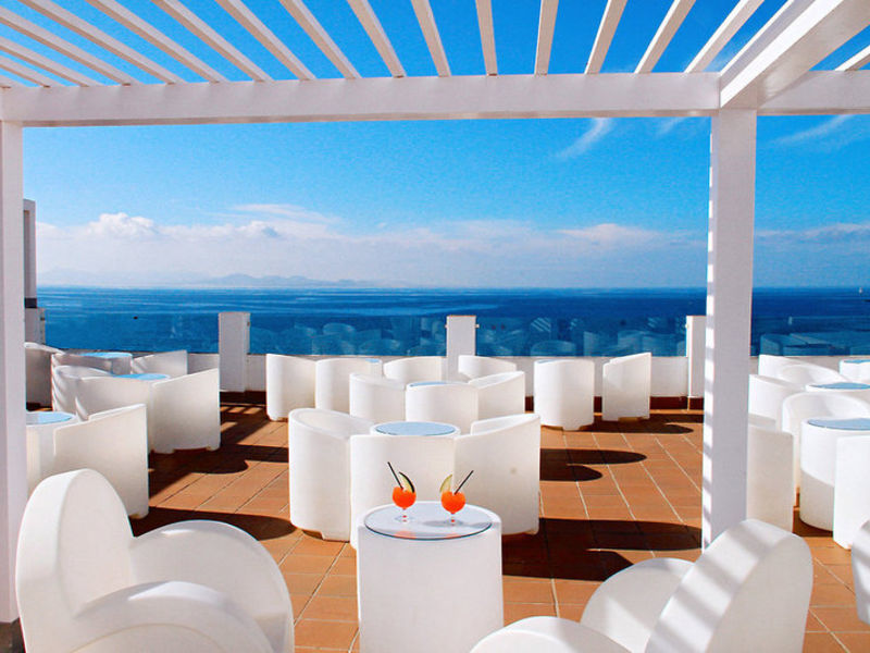 Sandos Papagayo Beach Resort