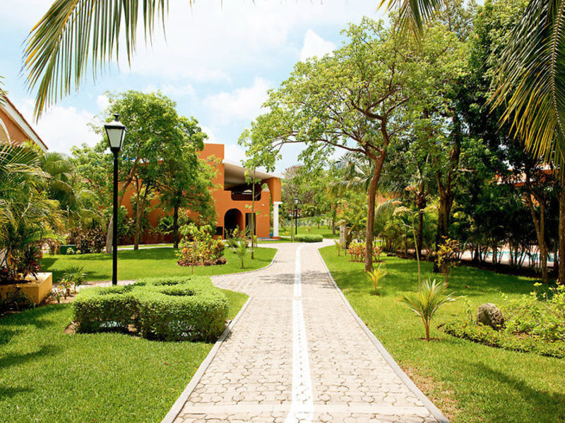 Sandos Playacar Beach Resort