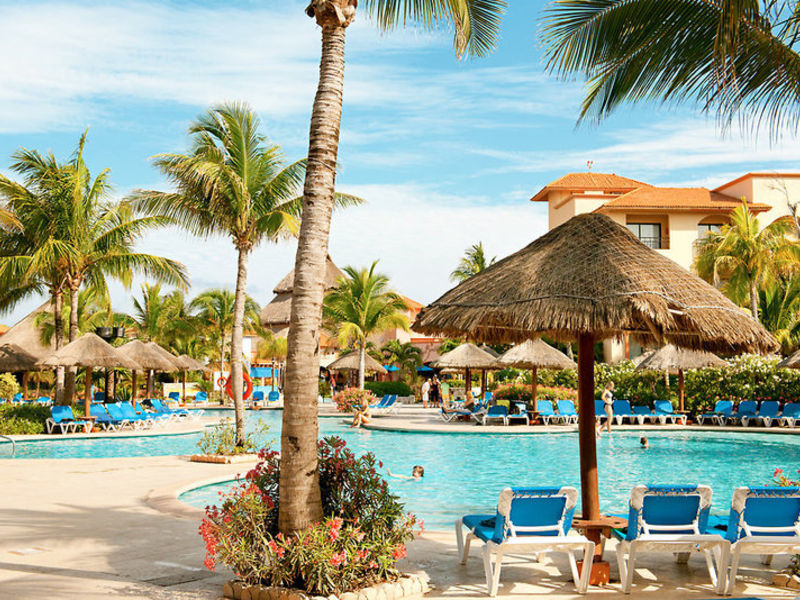 Sandos Playacar Beach Resort