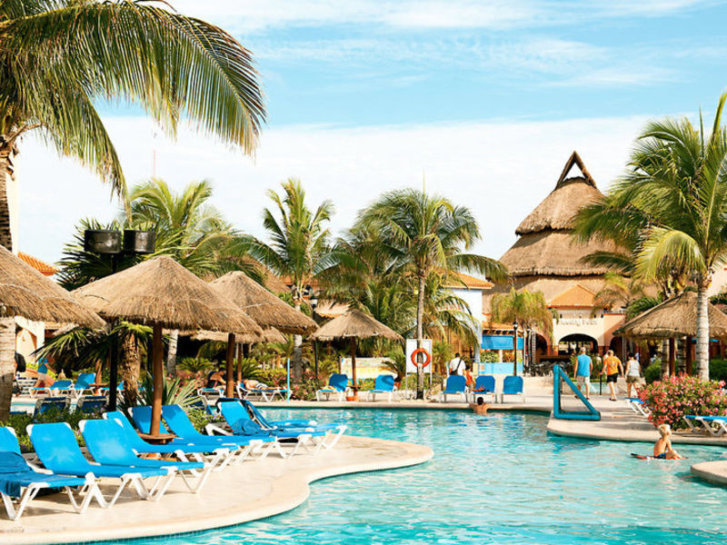 Sandos Playacar Beach Resort