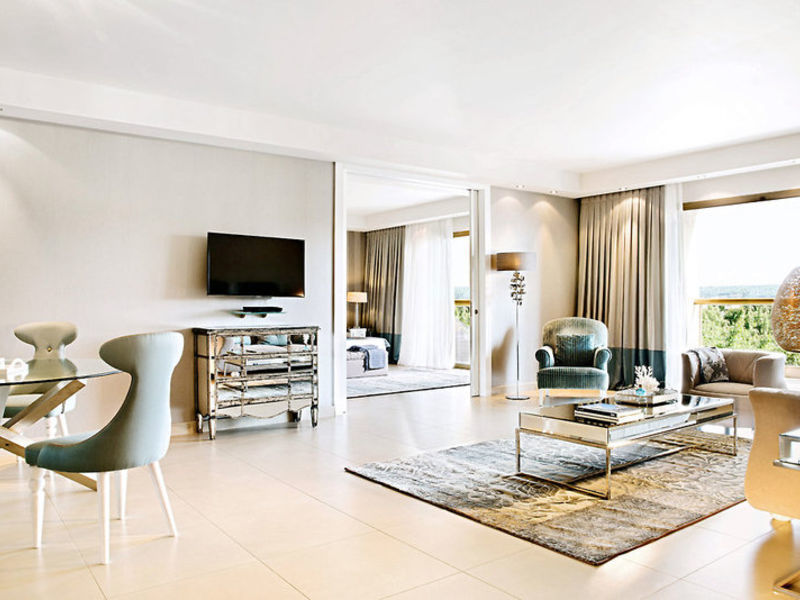 Sani Beach Hotel & Spa