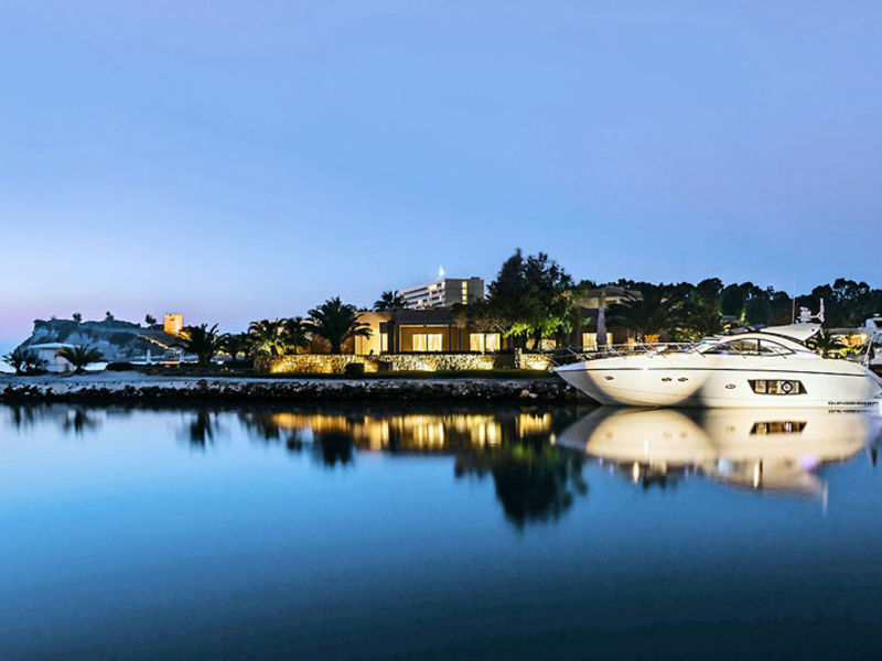 Sani Beach Hotel & Spa