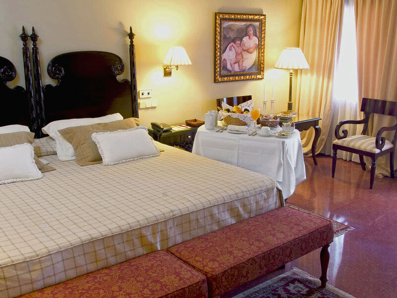 Santa Catalina A Royal Hideaway Hotel