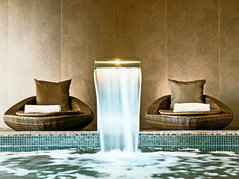 Savoy Saccharum Resort &