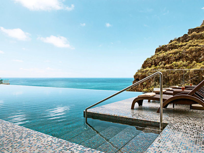 Savoy Saccharum Resort &
