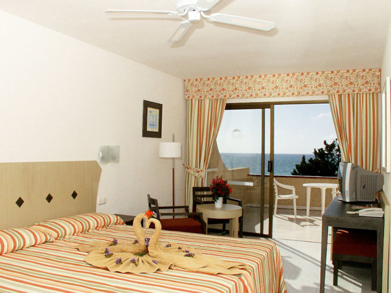 SBH Taro Beach