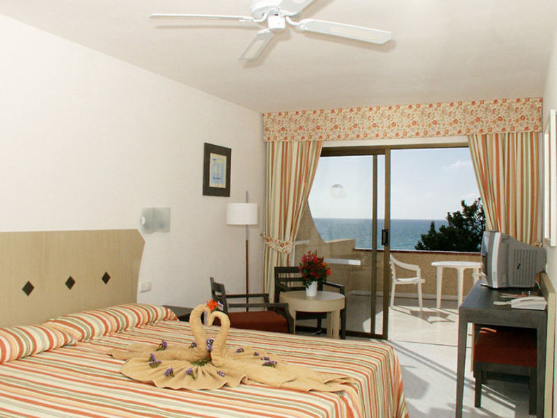 SBH Taro Beach