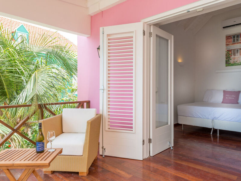 Scuba Lodge &Amp; Ocean Suites