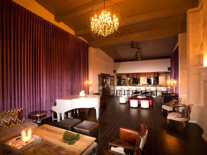 Sea Breeze Beach Hotel