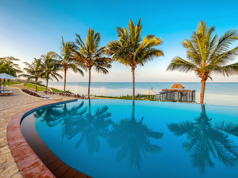 Sea Cliff Resort & Spa