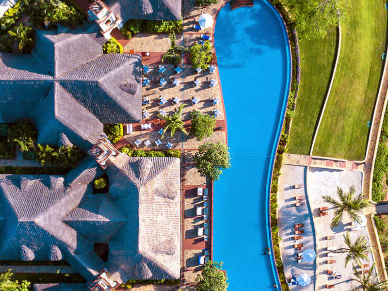 Sea Cliff Resort & Spa